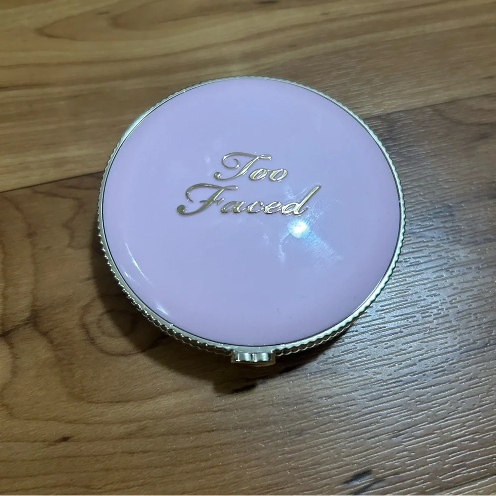 Too Faced Natural Chocolate Golden Cocoa Bronzer